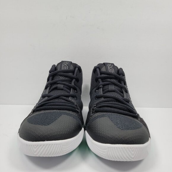 Nike Kyrie 3 Youth Black Metallic White Shoes 859466-018 US Size 6.5Y NWOT - Picture 3 of 8